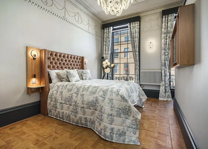 Bonnie Hotel Haymarket Edinburgh